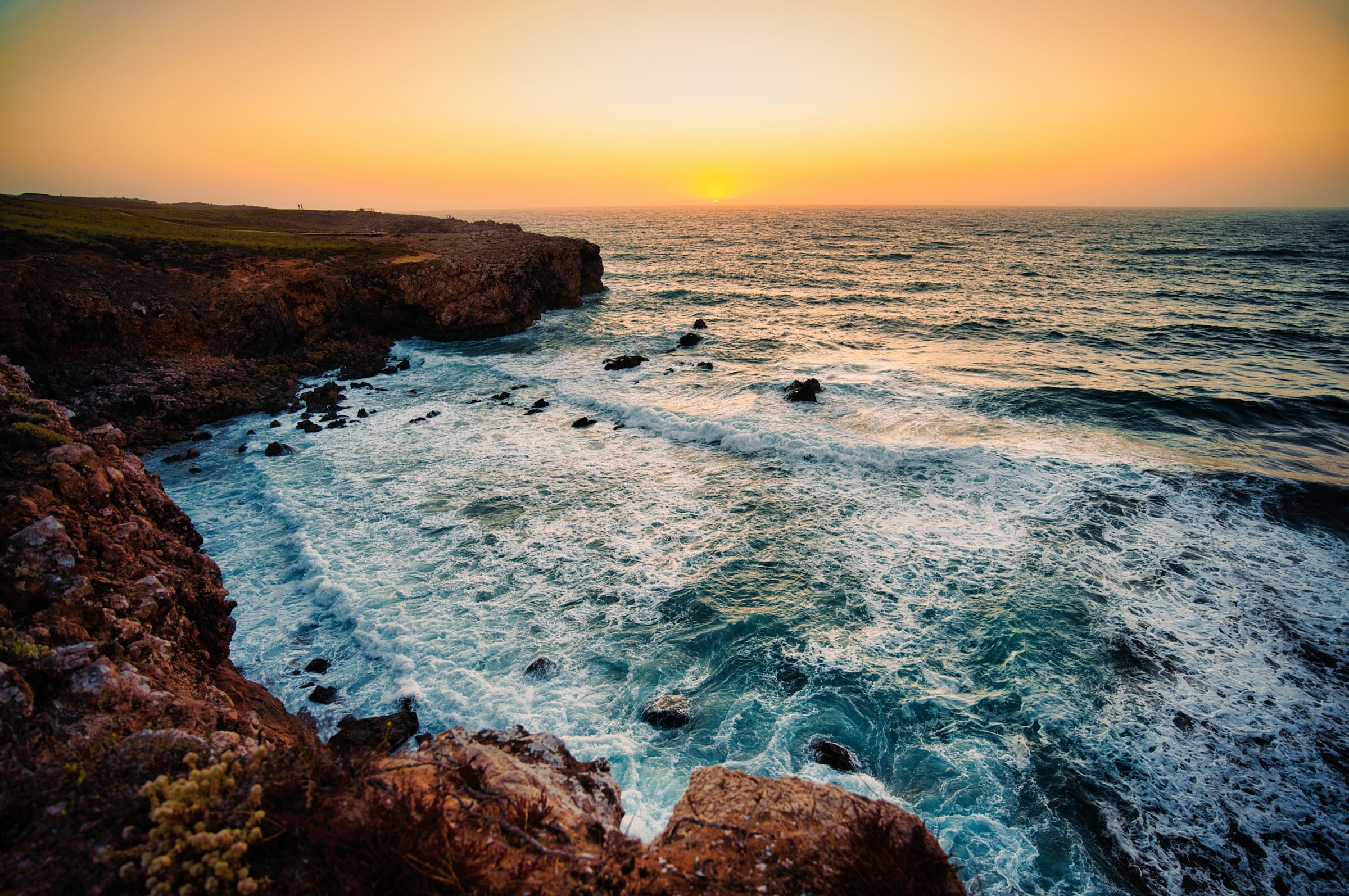 A Maker’s Guide to Carrapateira and the Western Algarve